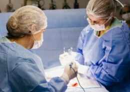Are there non-surgical alternatives to bunion removal surgery?