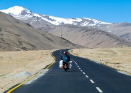 How to reach Ladakh by road?
