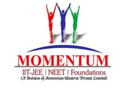 How do Momentum’s expert faculties design medical test series questions?