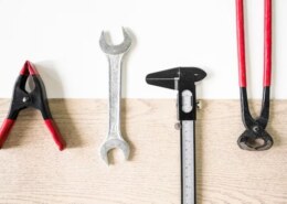 What are the key features to look for when choosing a Portable Hardness Tester Supplier in Dubai, UAE?