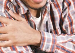 Who is the best shoulder pain specialist in Singapore, and when should you see one?