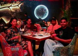 Which nightclubs in Bangalore offer a good mix of music, ambience, and crowd?