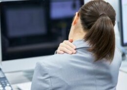 When should I see a shoulder pain specialist in Singapore?