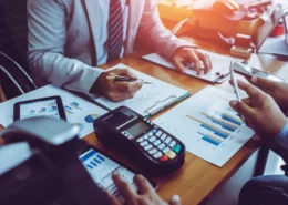 Who offers end-to-end business consulting support, from planning to execution, in Canada?