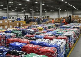 How do I choose a reliable Sports Jersey Supplier for bulk team orders?