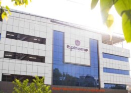 What conditions and treatments are offered at the best urology hospital in Delhi?