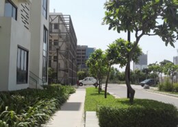 How much does it cost to rent a property at Ireo The Grand Arch in Gurgaon?